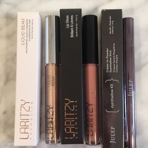 Brand new cosmetics bundle